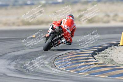 media/Dec-01-2025-Moto Forza (Mon) [[2daa91e15f]]/1-Advanced Group/Session 2 Turn 11 Backside/